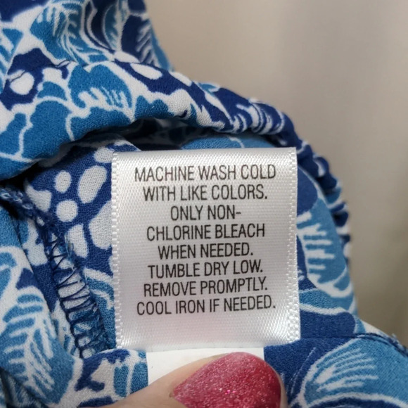 Croft & Barrow Women's Blue and White Floral 3/4 Length Sleeves Blouse Size 3X - Picture 4 of 8